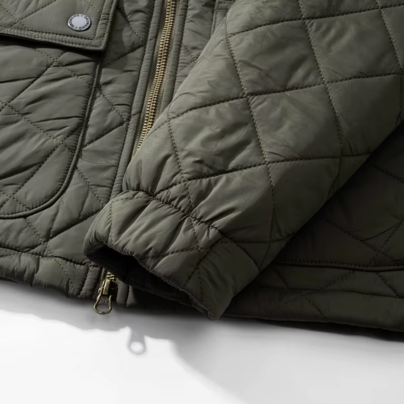 Münster Klassische Steppjacke mit Rautenmuster und Cordkragen