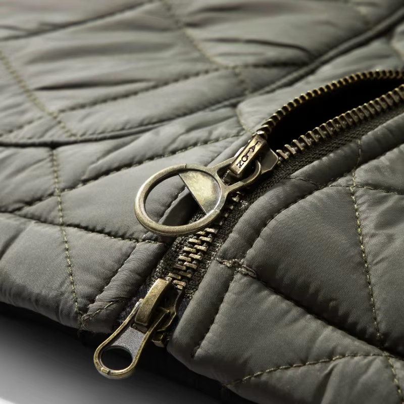 Münster Klassische Steppjacke mit Rautenmuster und Cordkragen